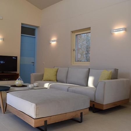 Three Stars Luxury Villas Мораитика Экстерьер фото