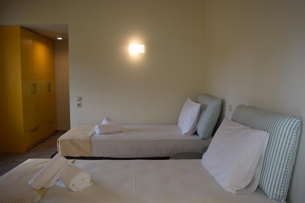Three Stars Luxury Villas Мораитика Экстерьер фото