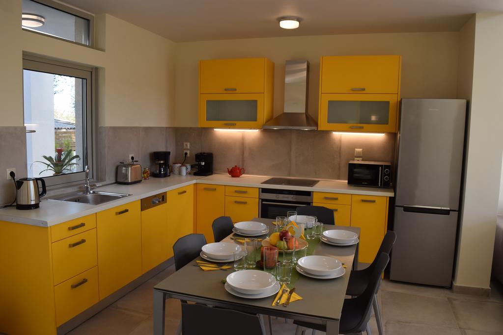 Three Stars Luxury Villas Мораитика Экстерьер фото